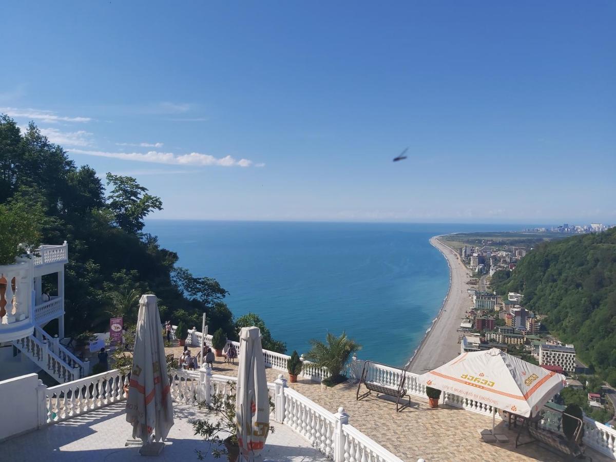 Hotel Zura Palace Kvariati Exterior foto