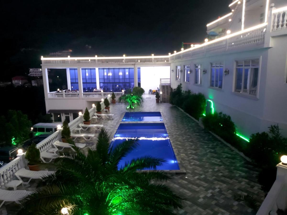 Hotel Zura Palace Kvariati Exterior foto