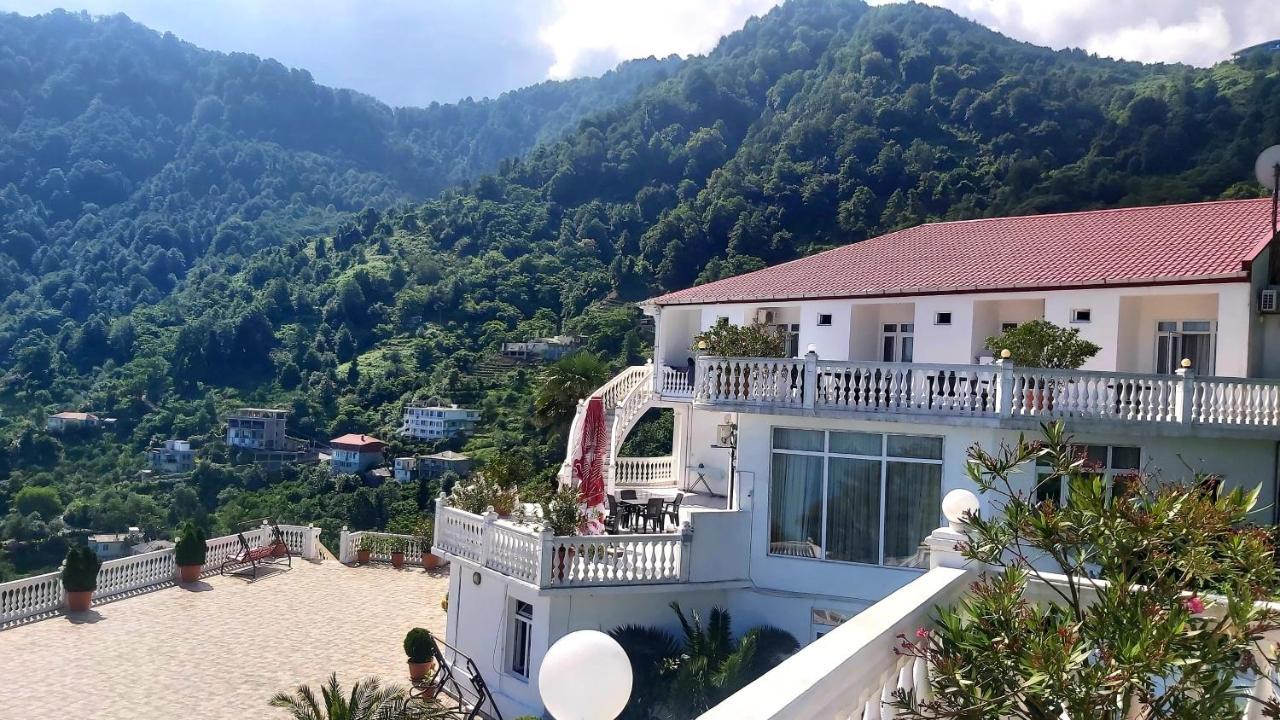 Hotel Zura Palace Kvariati Exterior foto