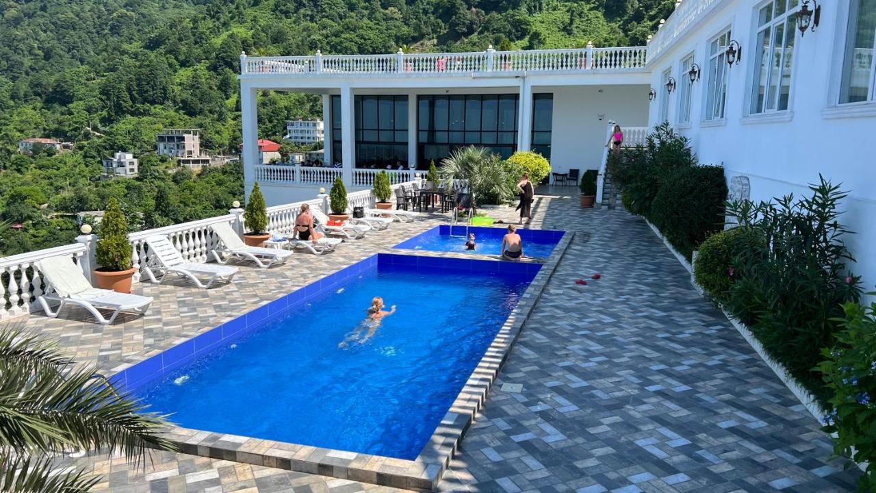 Hotel Zura Palace Kvariati Exterior foto